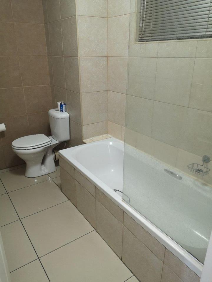 2 Bedroom Property for Sale in Die Bult Western Cape